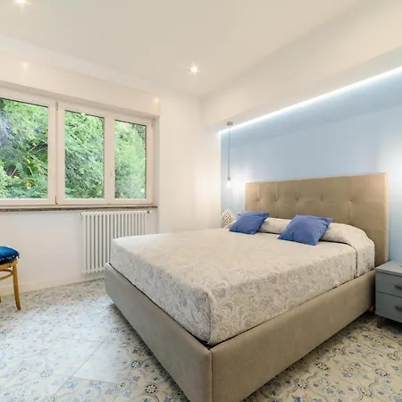 Estate4home - The Attic Apartman *