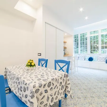 Estate4home - The Attic Apartman